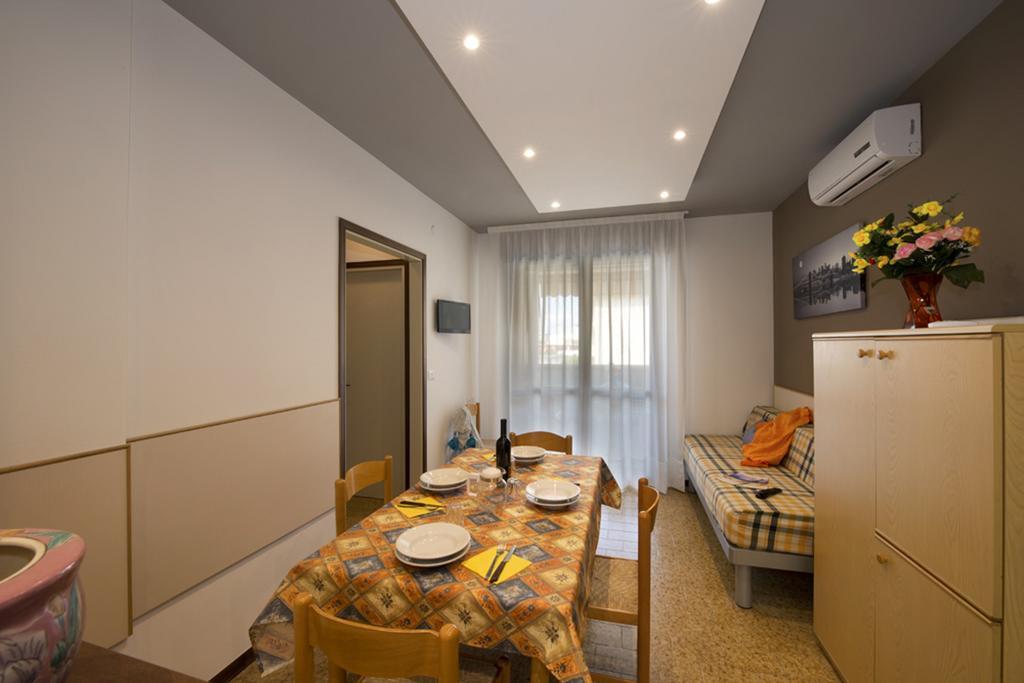 Residence G. Verdi بيبيوني الغرفة الصورة